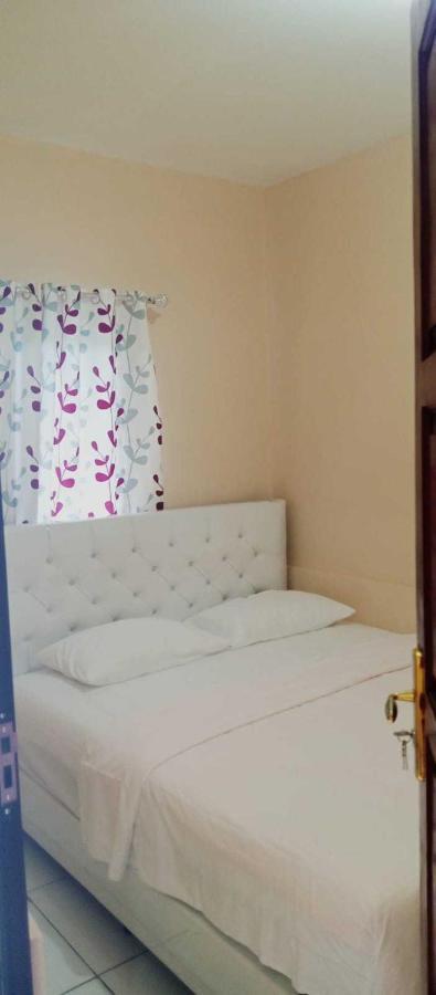 Express O 91843 Bbs Villa Ciater Bandung Eksteriør billede